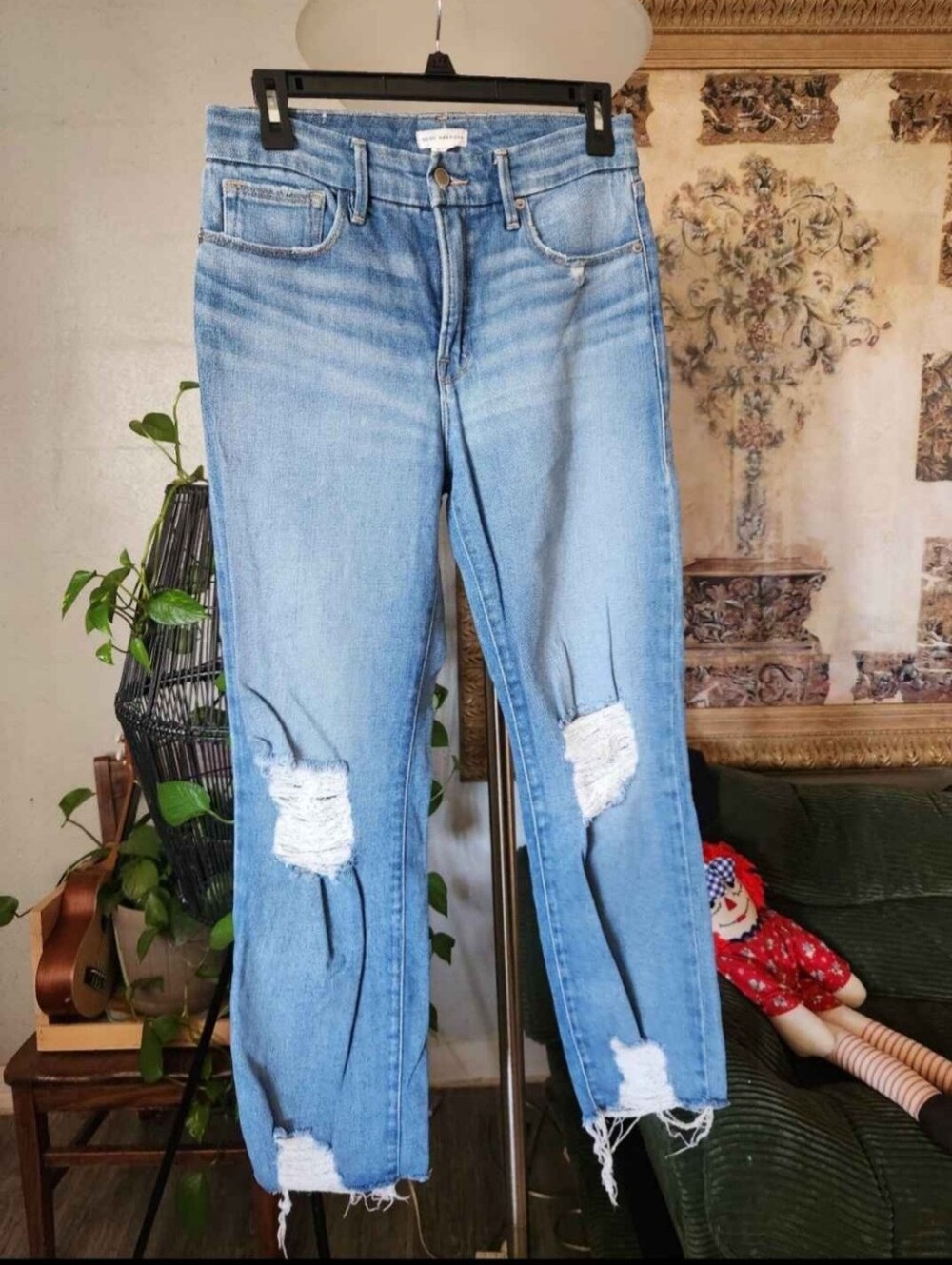 Good American Good Classic Slim Straight Jeans Size 6 Distressed Denim